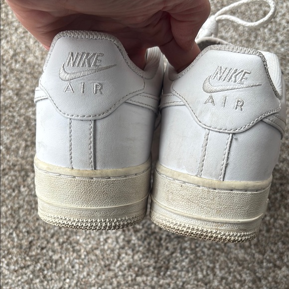 Nike Air Force One’s Youth 7 - Picture 3 of 7